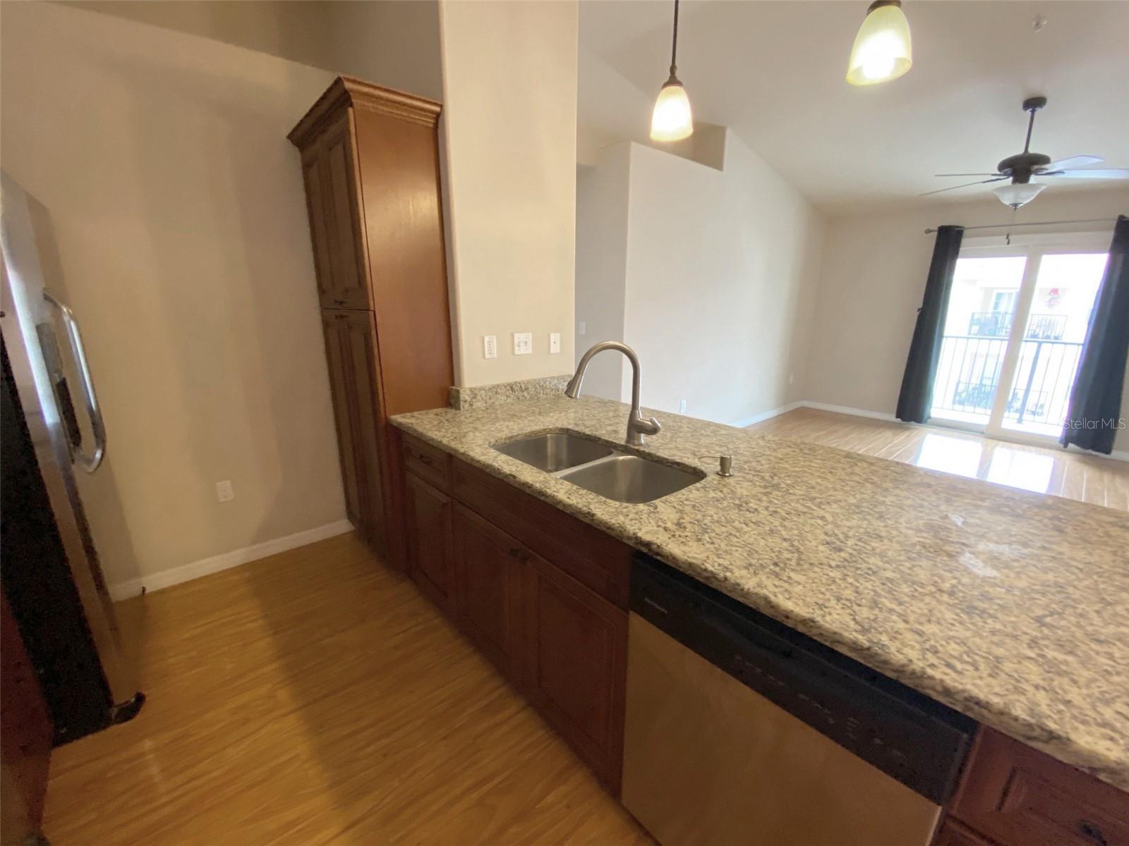 Image 9 of 50 For 6394 Banyan Boulevard 304