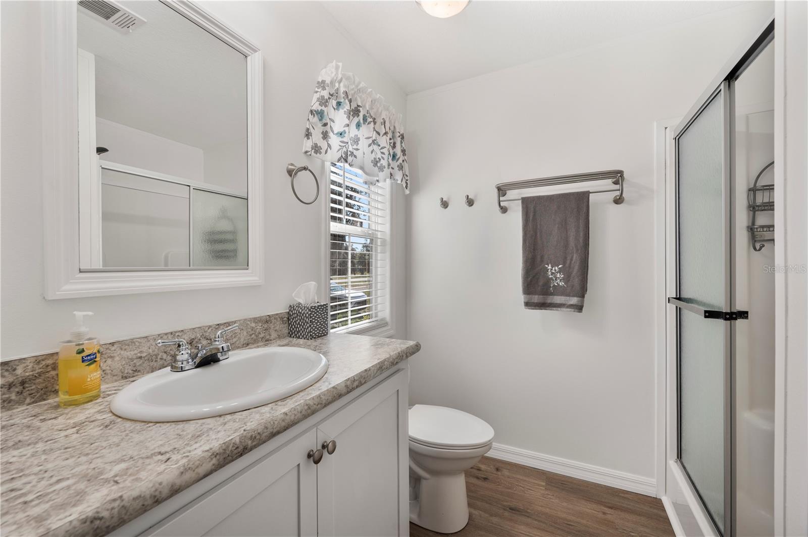 Image 17 of 73 For 4900 J Jackson Road