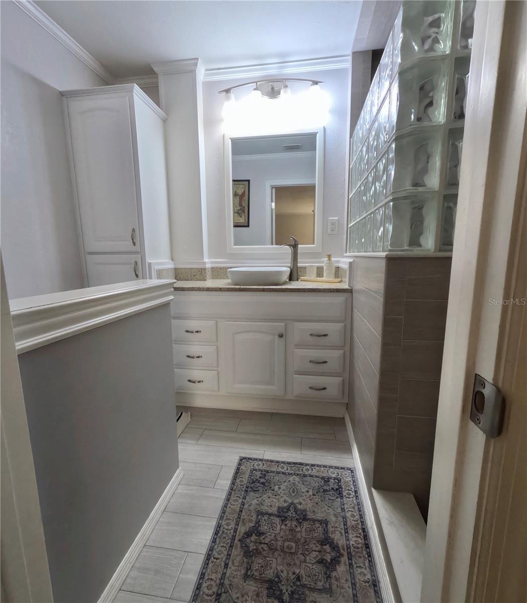 Image 38 of 40 For 4902 Thonotosassa Road