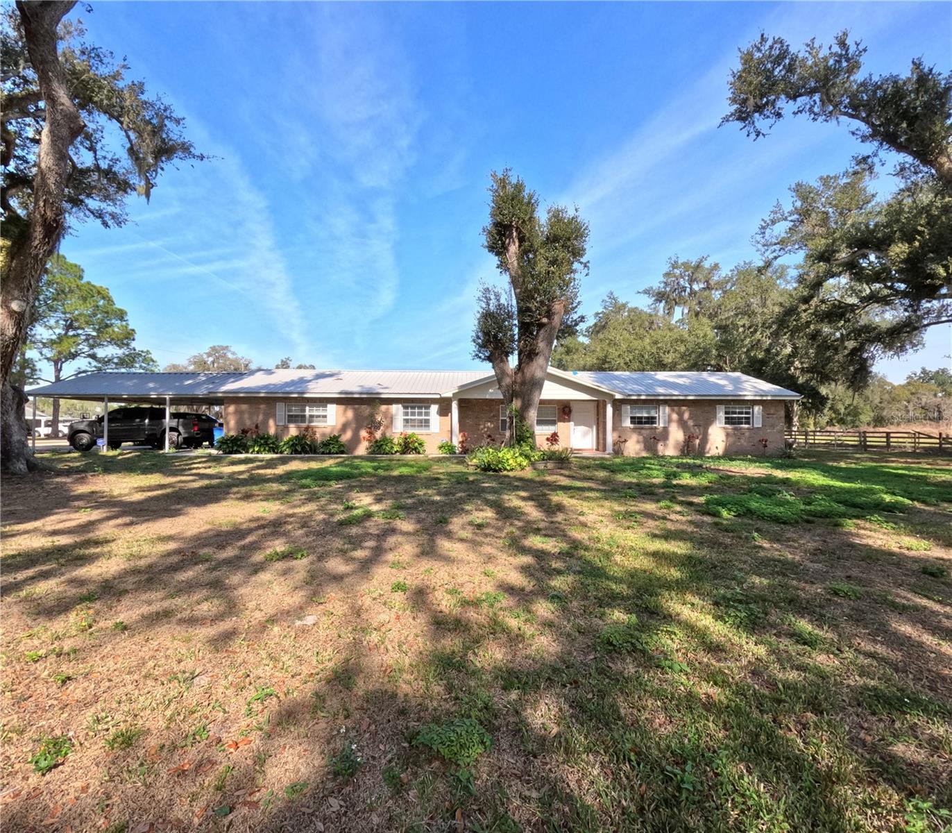 Image 8 of 40 For 4902 Thonotosassa Road