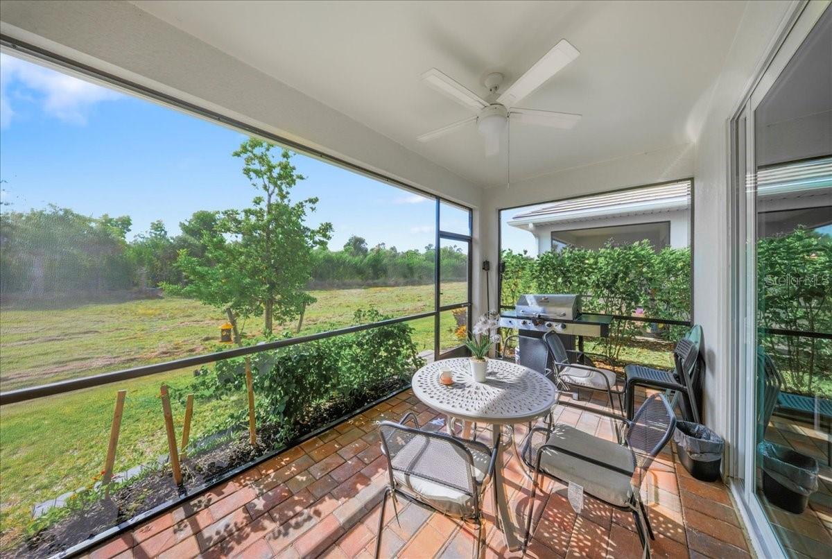 Image 17 of 38 For 1074 Enbrook Loop