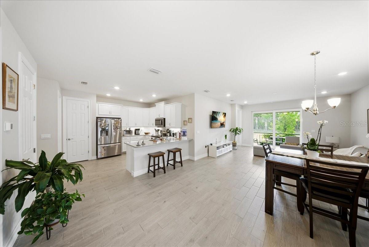 Image 5 of 38 For 1074 Enbrook Loop