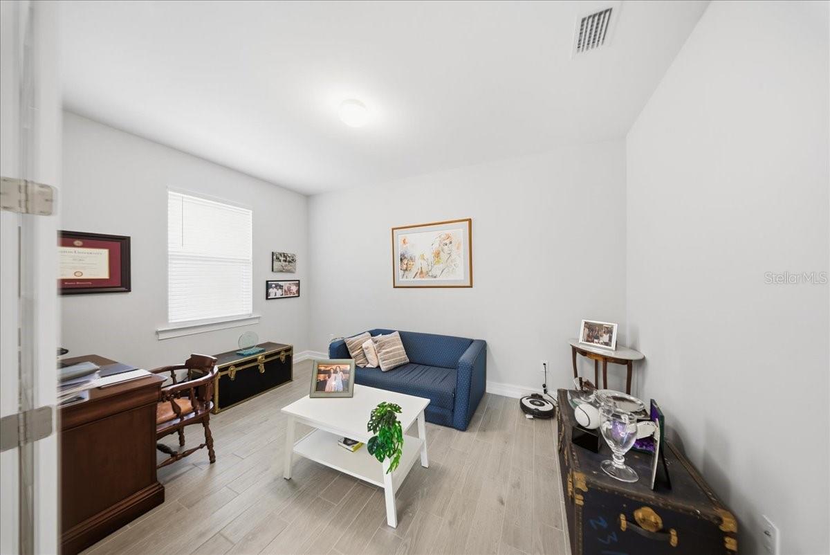 Image 7 of 38 For 1074 Enbrook Loop