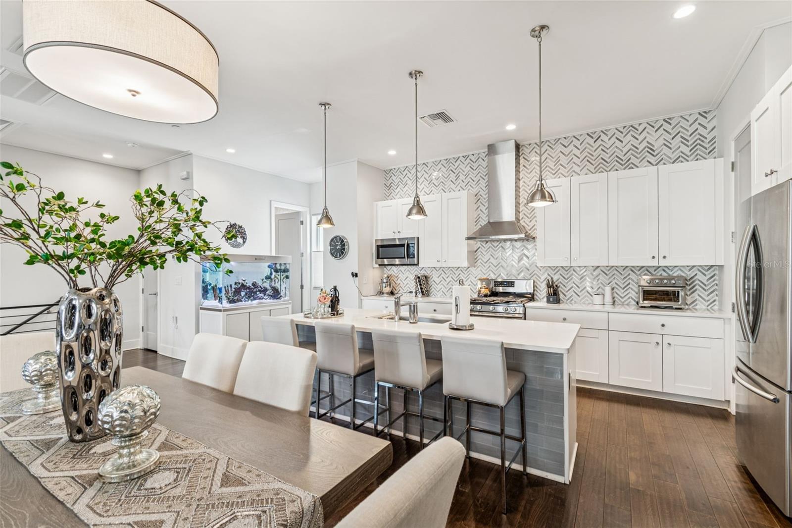 Image 22 of 57 For 3100 Paul Avenue 10