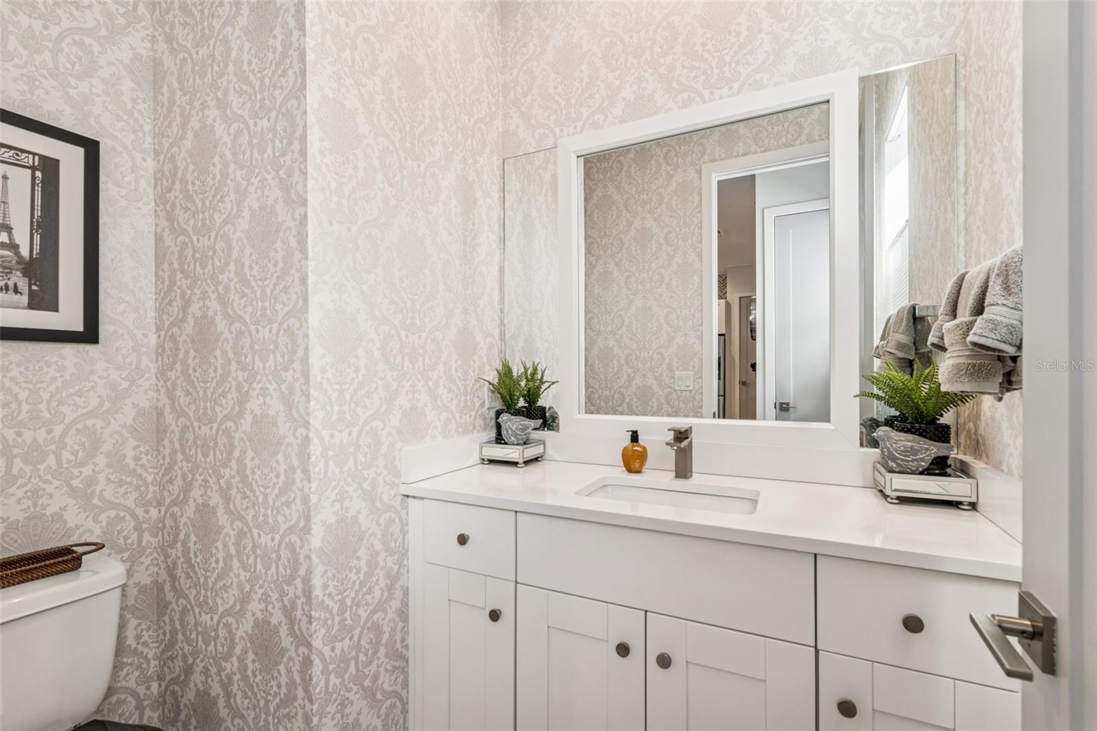 Image 26 of 57 For 3100 Paul Avenue 10