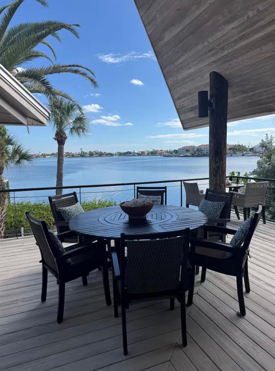 Image 2 of 44 For 151 Punta Vista Dr Drive