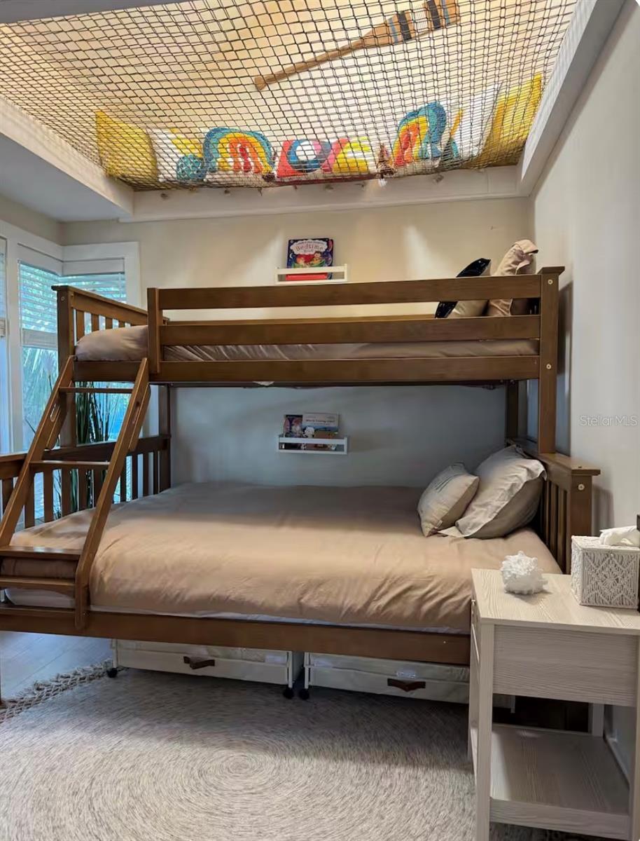 Image 21 of 44 For 151 Punta Vista Dr Drive