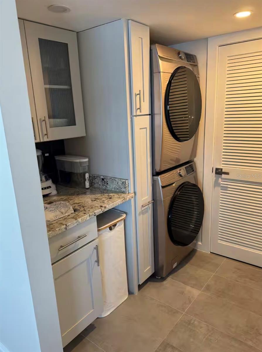 Image 29 of 44 For 151 Punta Vista Dr Drive