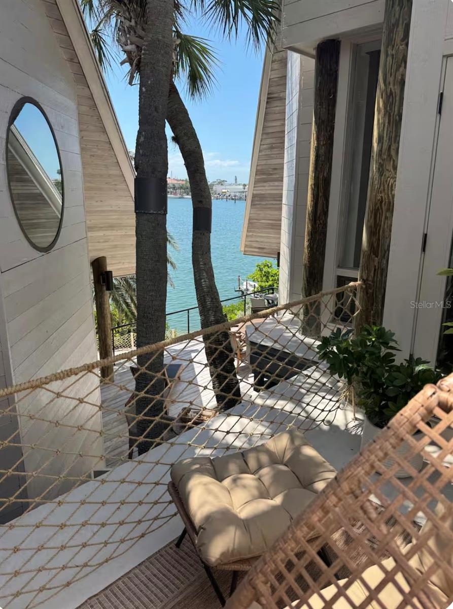 Image 31 of 44 For 151 Punta Vista Dr Drive