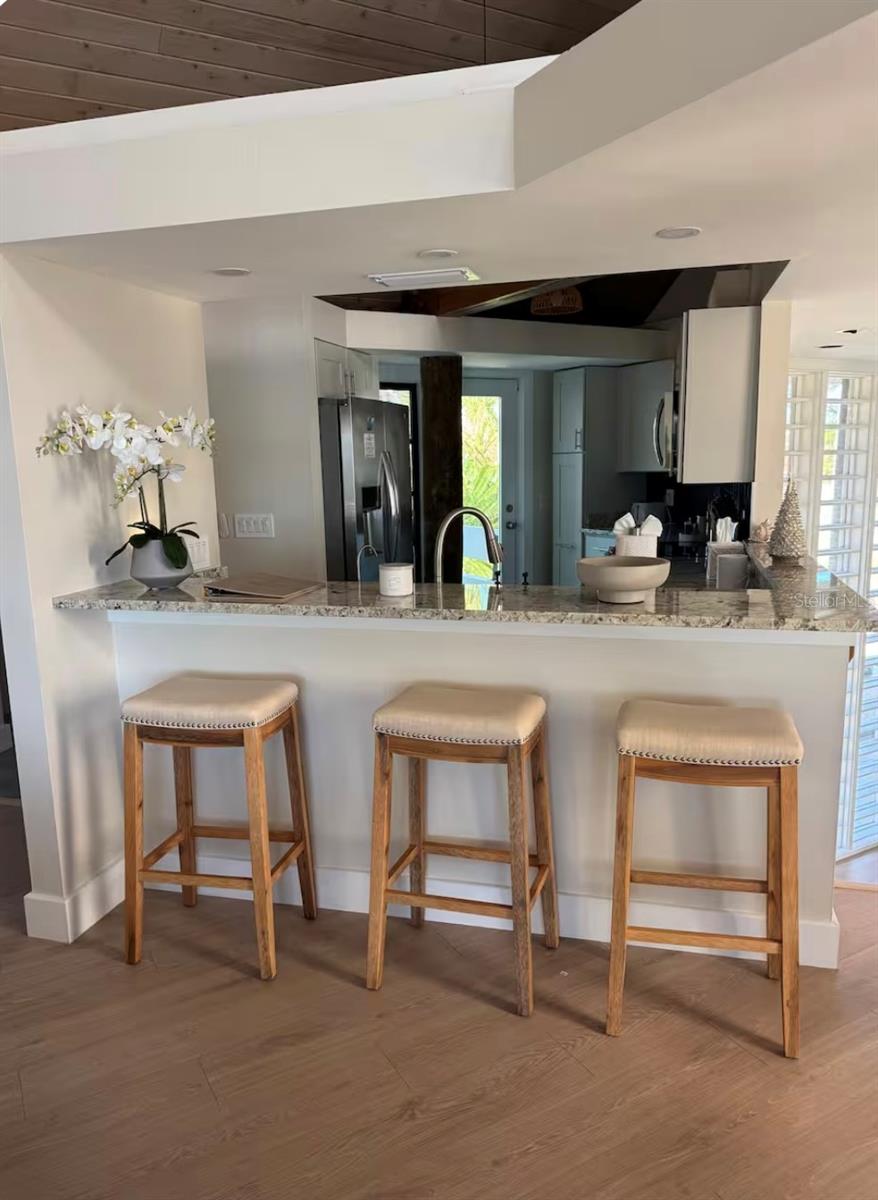 Image 7 of 44 For 151 Punta Vista Dr Drive