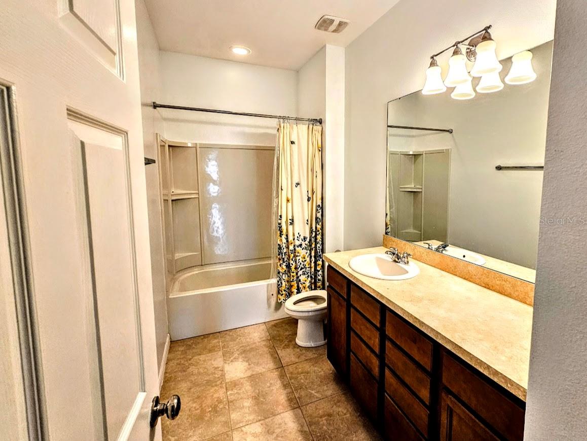 Image 13 of 16 For 8594 Rindge Road