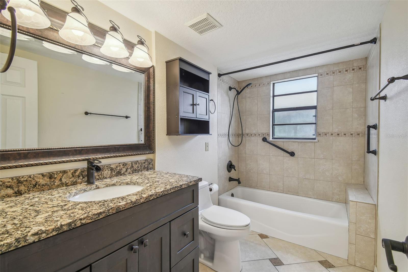 Listing photo id 25 for 6321 Garland Court