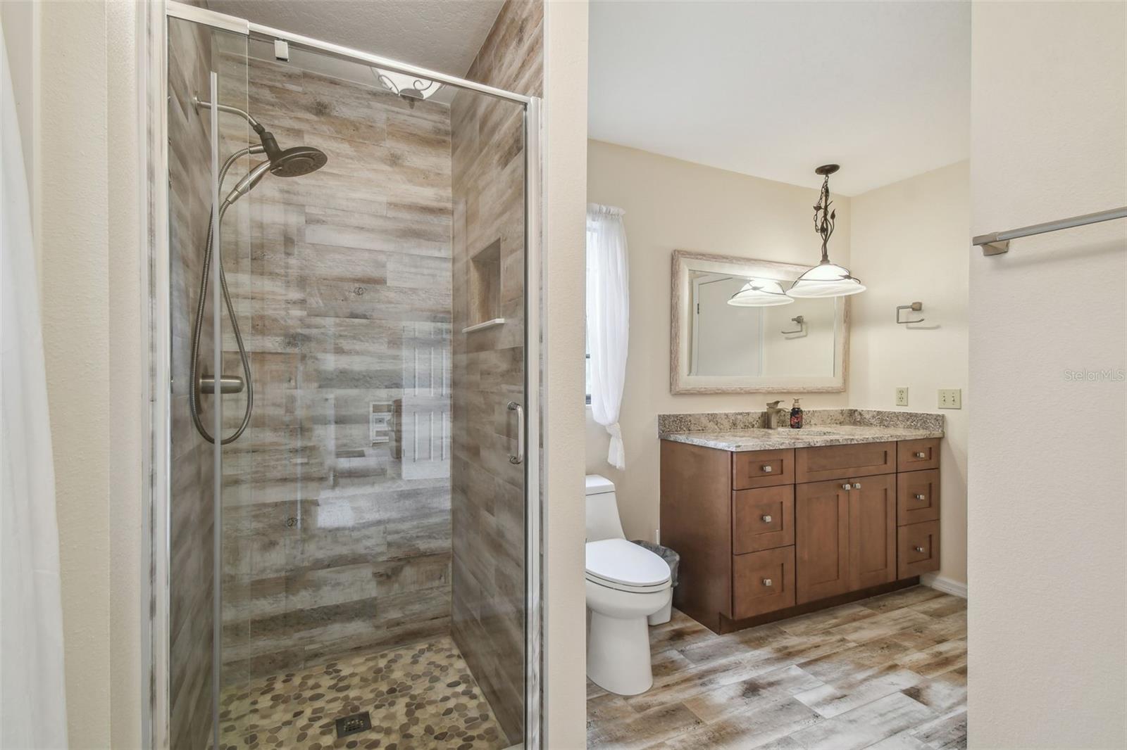 Listing photo id 47 for 6321 Garland Court