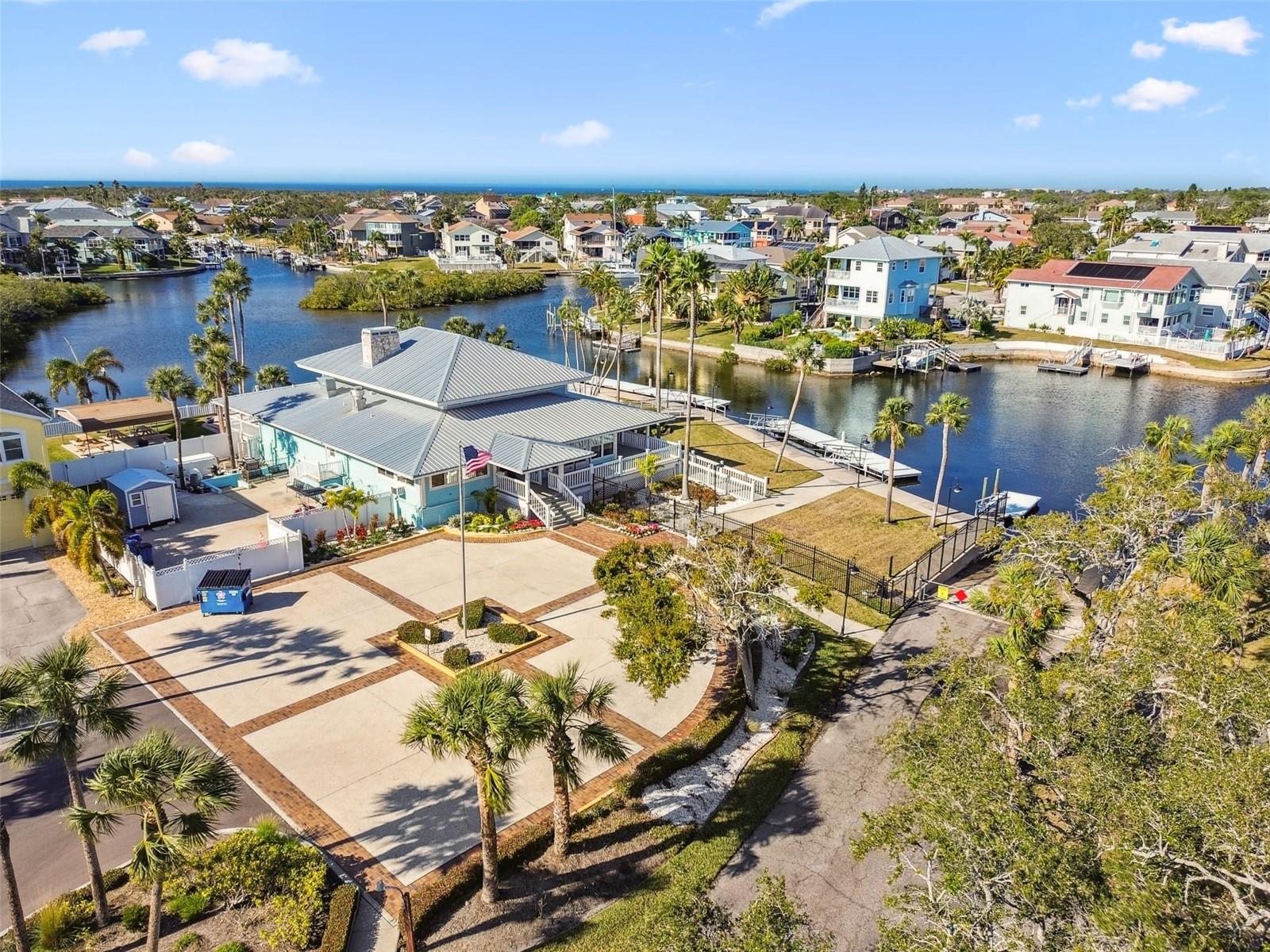 Listing photo id 66 for 6321 Garland Court