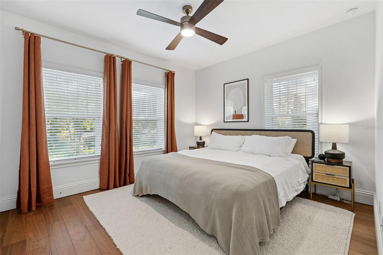 Image 10 of 84 For 481 33rd Avenue N