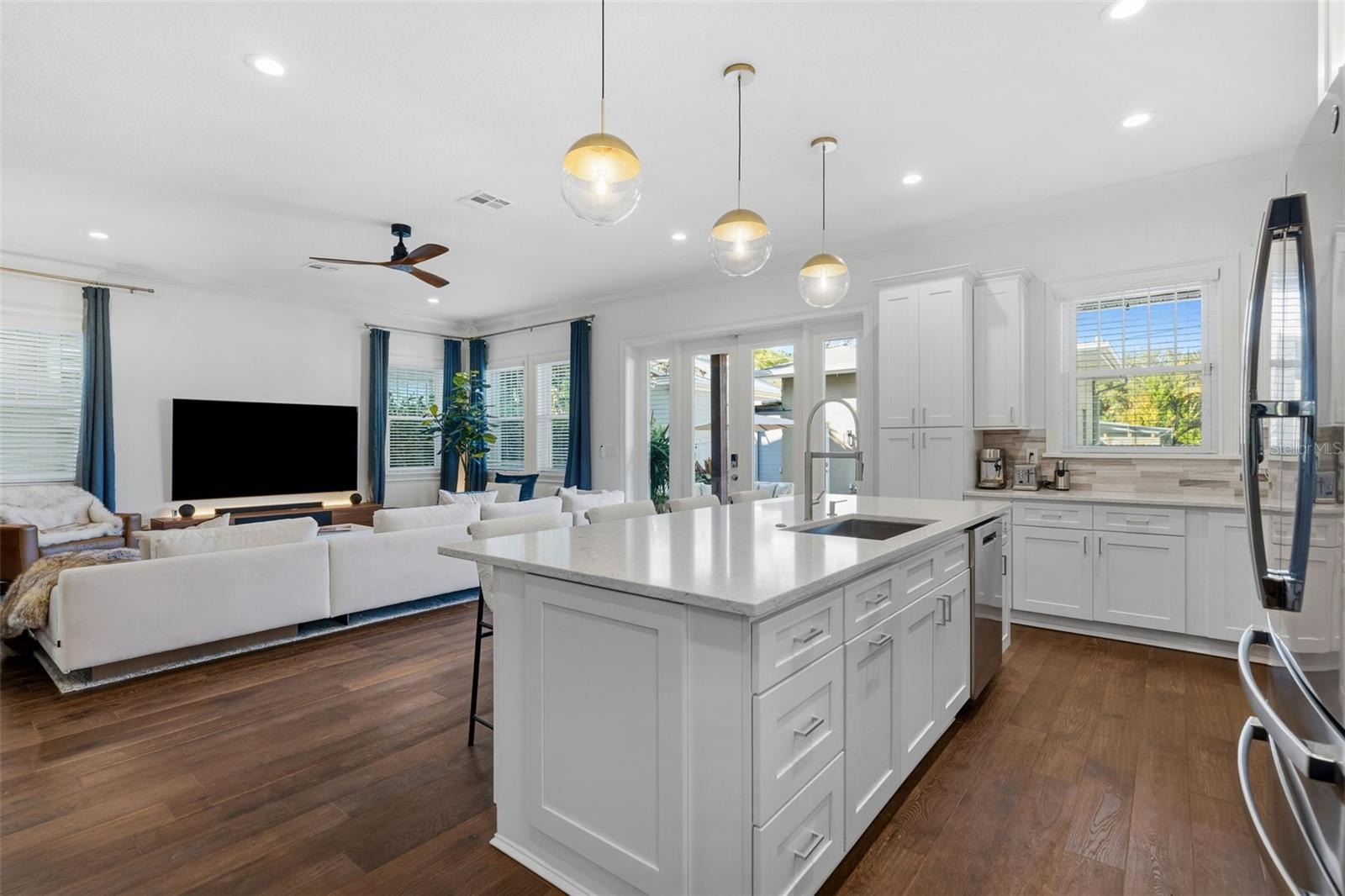 Image 35 of 84 For 481 33rd Avenue N