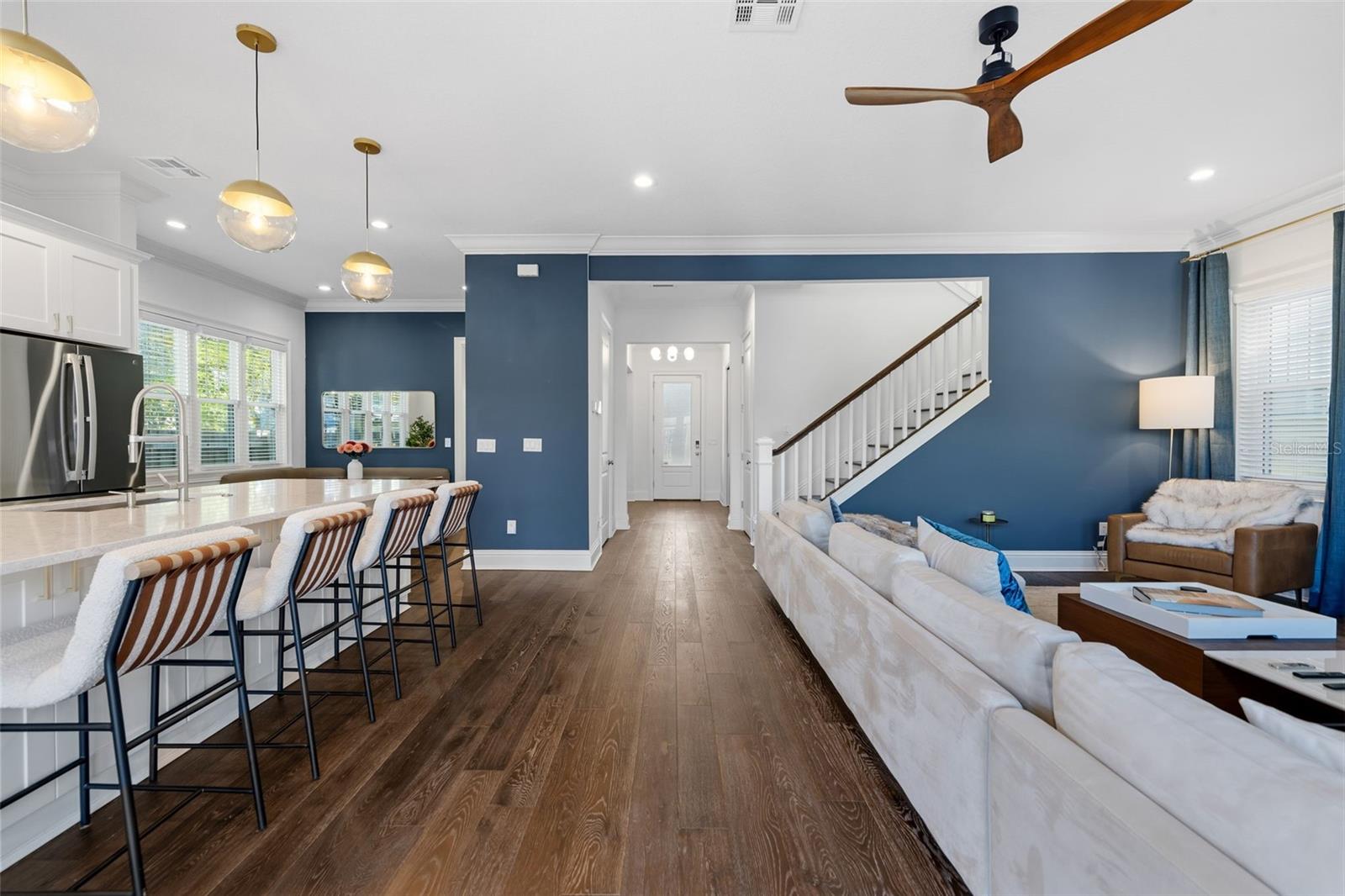 Image 37 of 84 For 481 33rd Avenue N