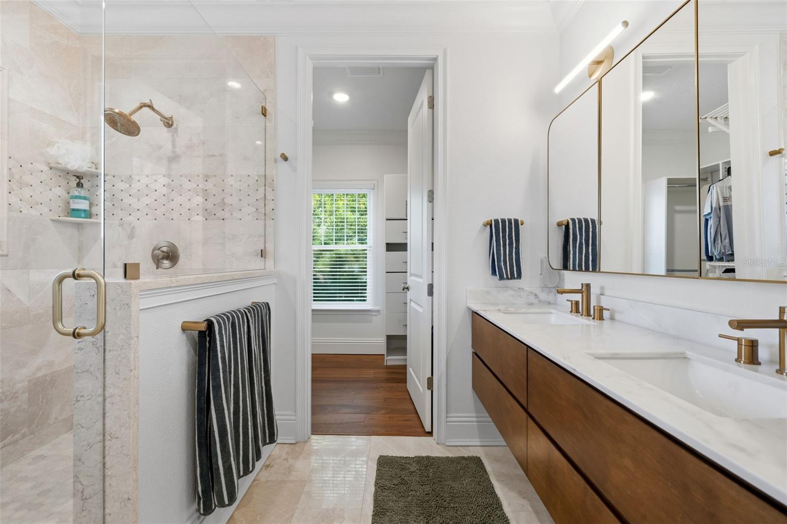 Image 45 of 84 For 481 33rd Avenue N