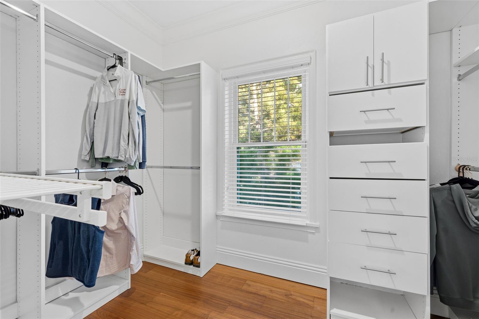 Image 47 of 84 For 481 33rd Avenue N