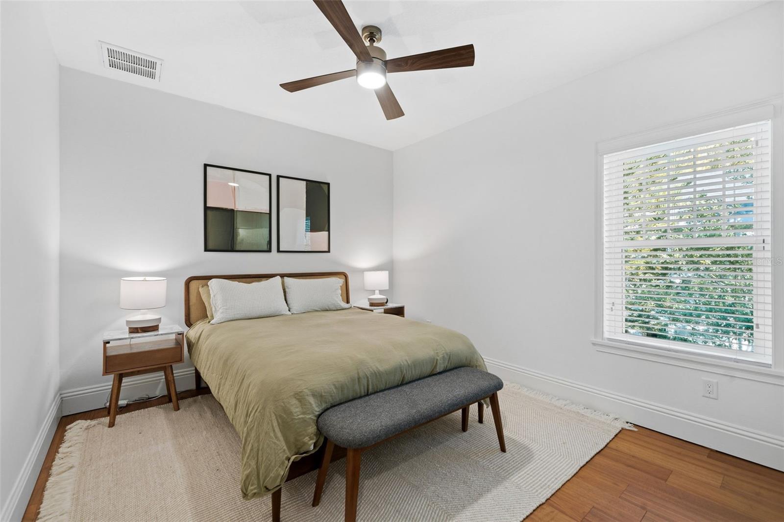 Image 57 of 84 For 481 33rd Avenue N