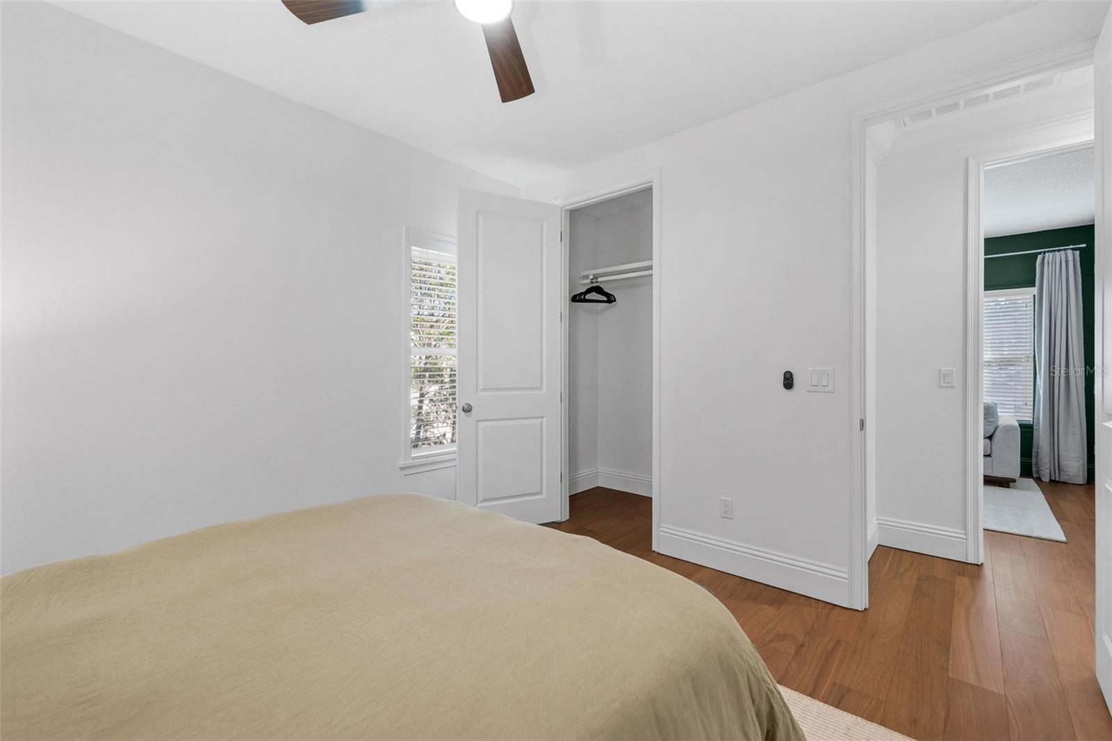 Image 58 of 84 For 481 33rd Avenue N