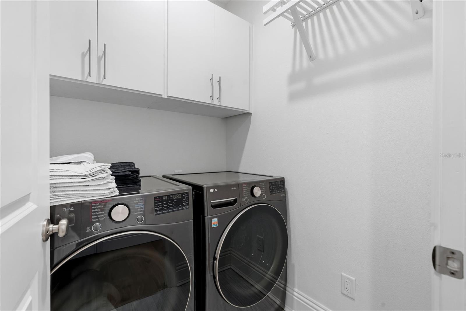 Image 61 of 84 For 481 33rd Avenue N