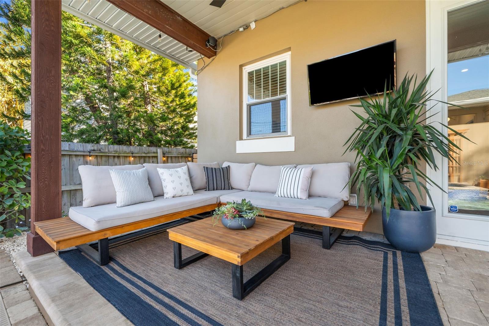 Image 64 of 84 For 481 33rd Avenue N