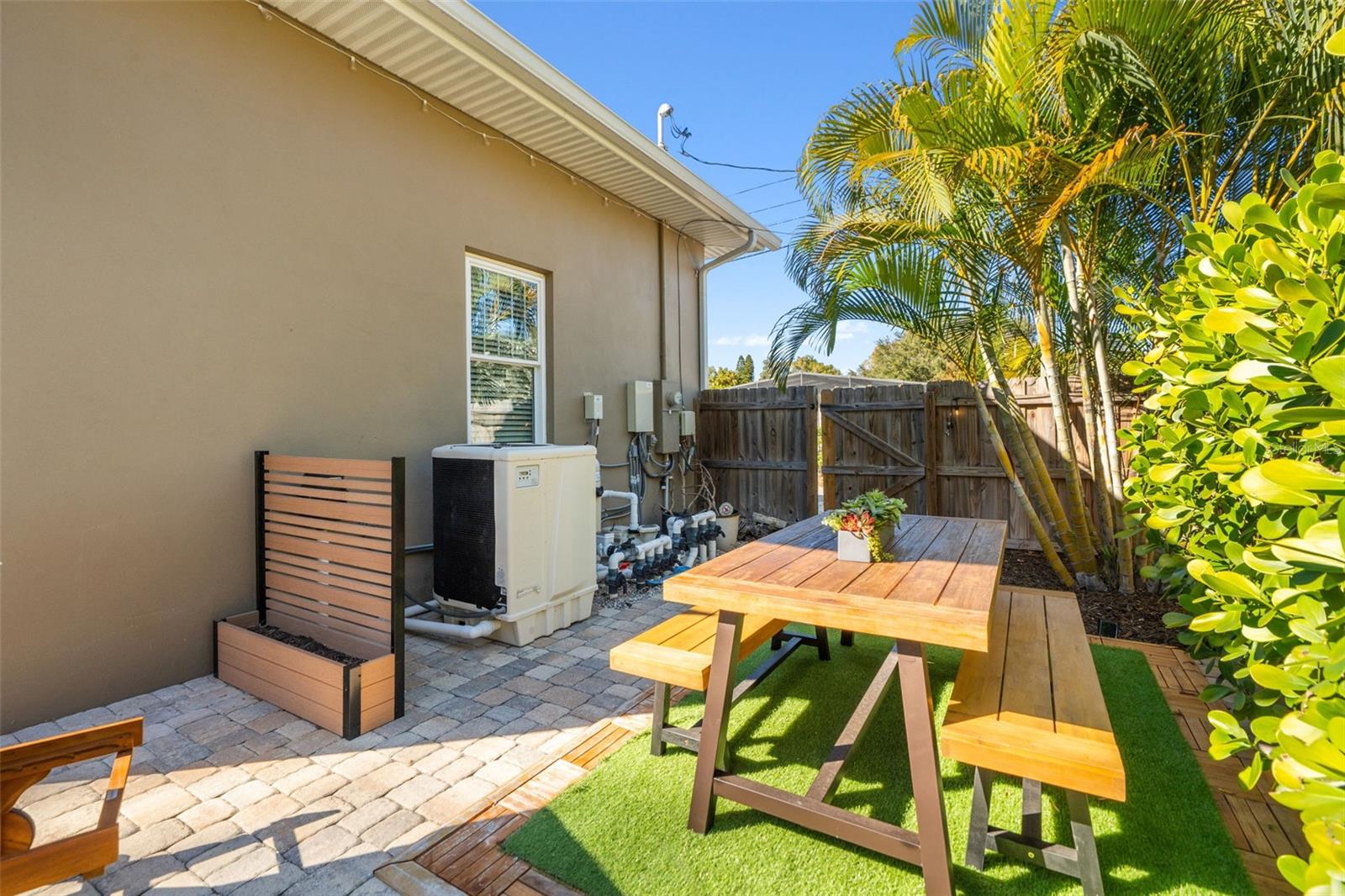 Image 72 of 84 For 481 33rd Avenue N