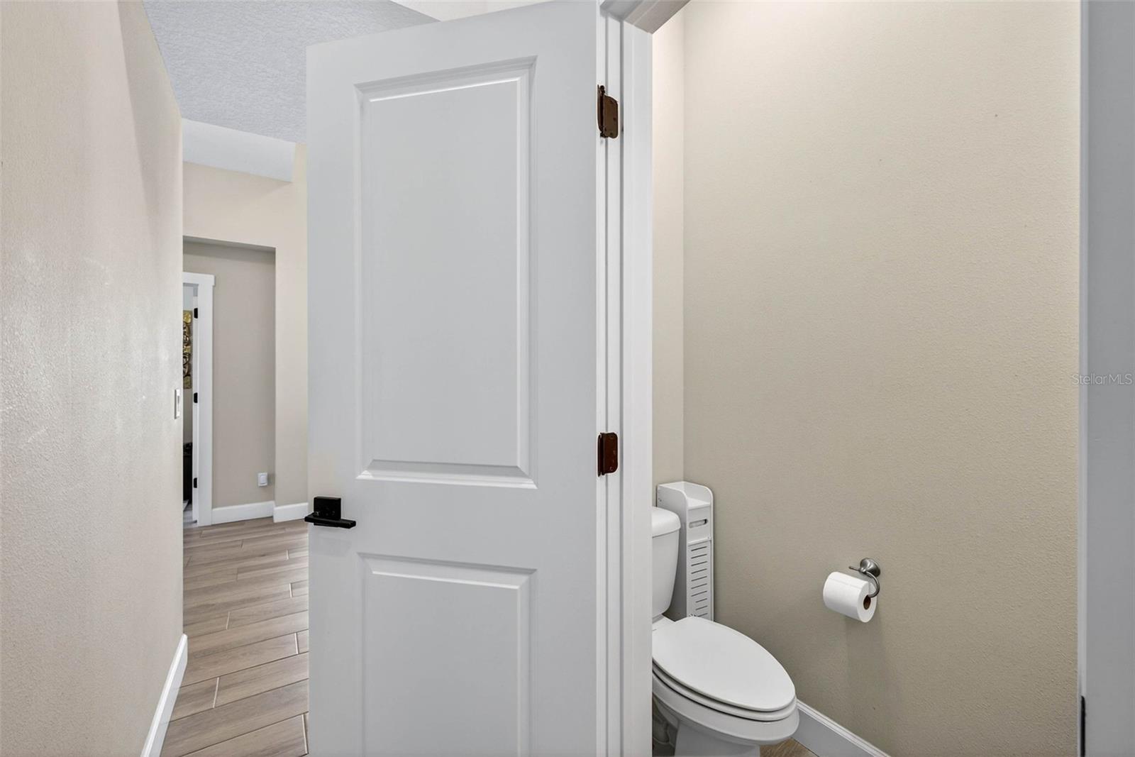 Image 24 of 78 For 315 Glen Arven Avenue