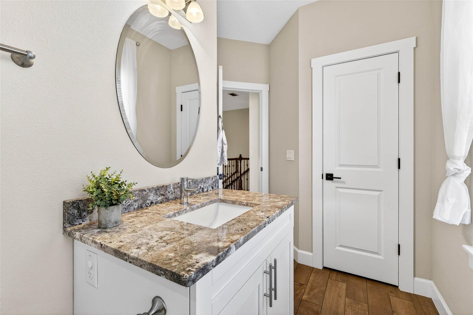 Image 51 of 78 For 315 Glen Arven Avenue