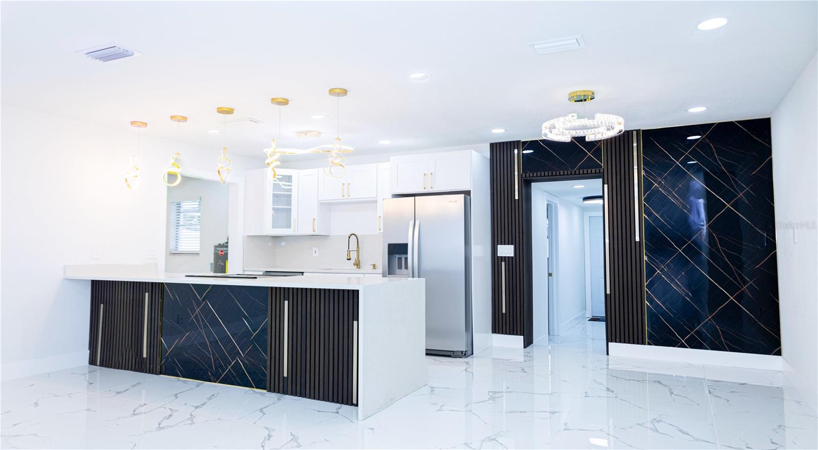 Image 10 of 33 For 3228 Grove Street