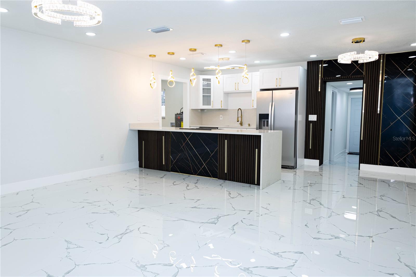 Image 2 of 33 For 3228 Grove Street