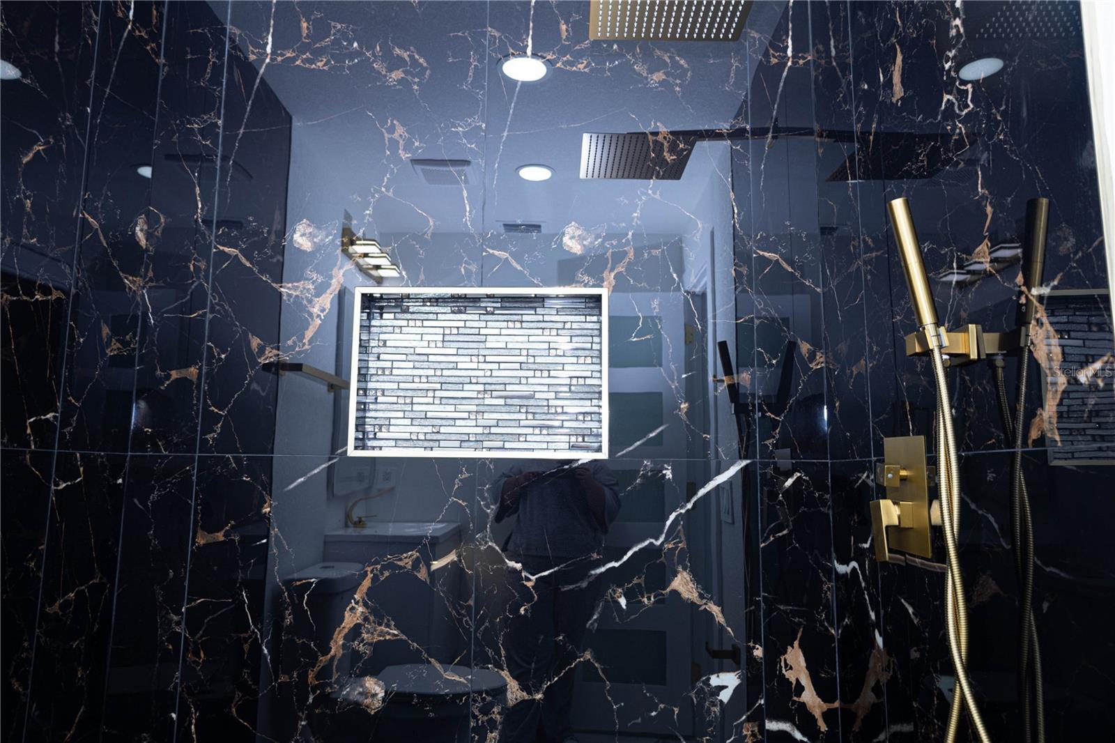 Image 22 of 33 For 3228 Grove Street