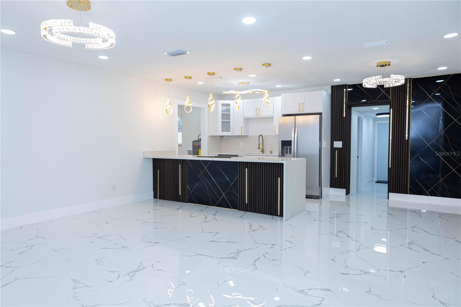 Image 3 of 33 For 3228 Grove Street