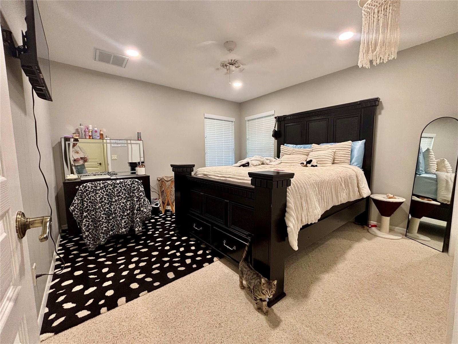 Image 18 of 28 For 4160 Indianriver