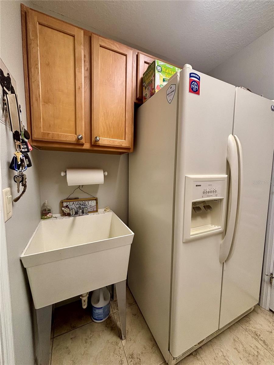 Image 23 of 28 For 4160 Indianriver