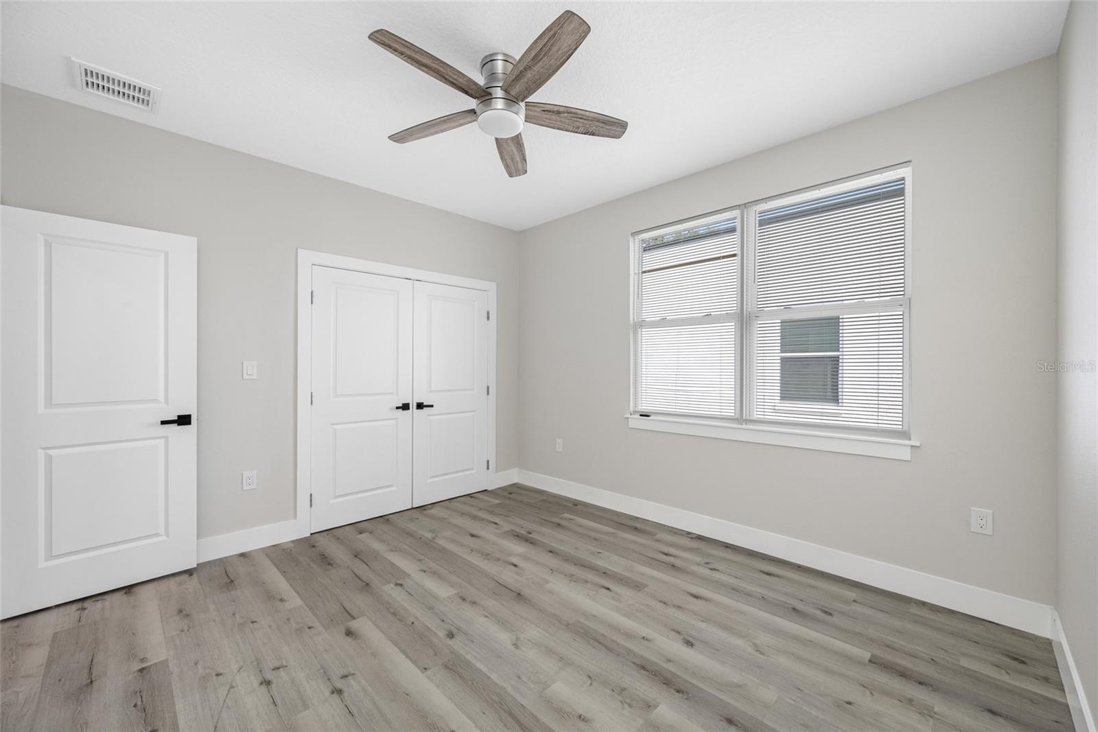 Image 4 of 13 For 1039 1-2 53rd Avenue N