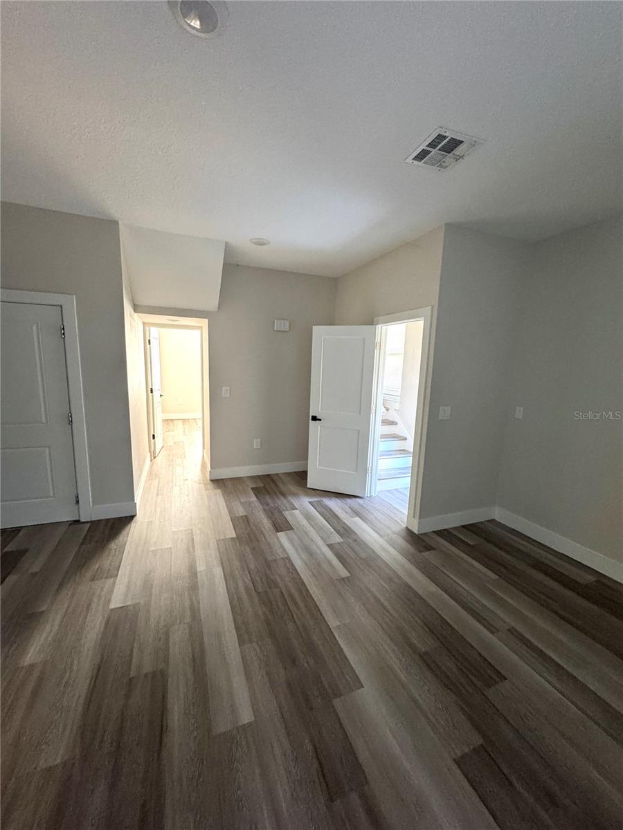 Image 9 of 13 For 1039 1-2 53rd Avenue N