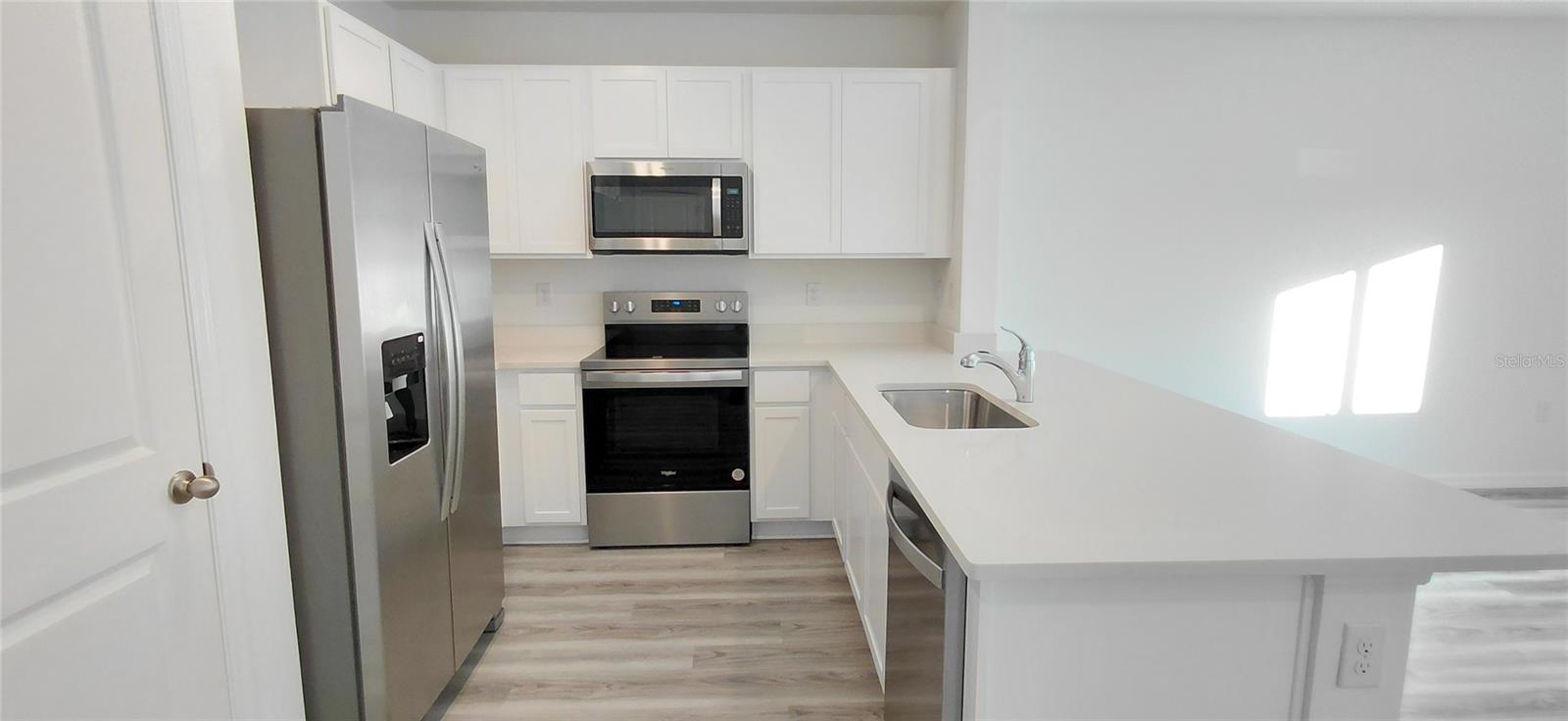 Image 8 of 40 For 31268 Paper Birch Street