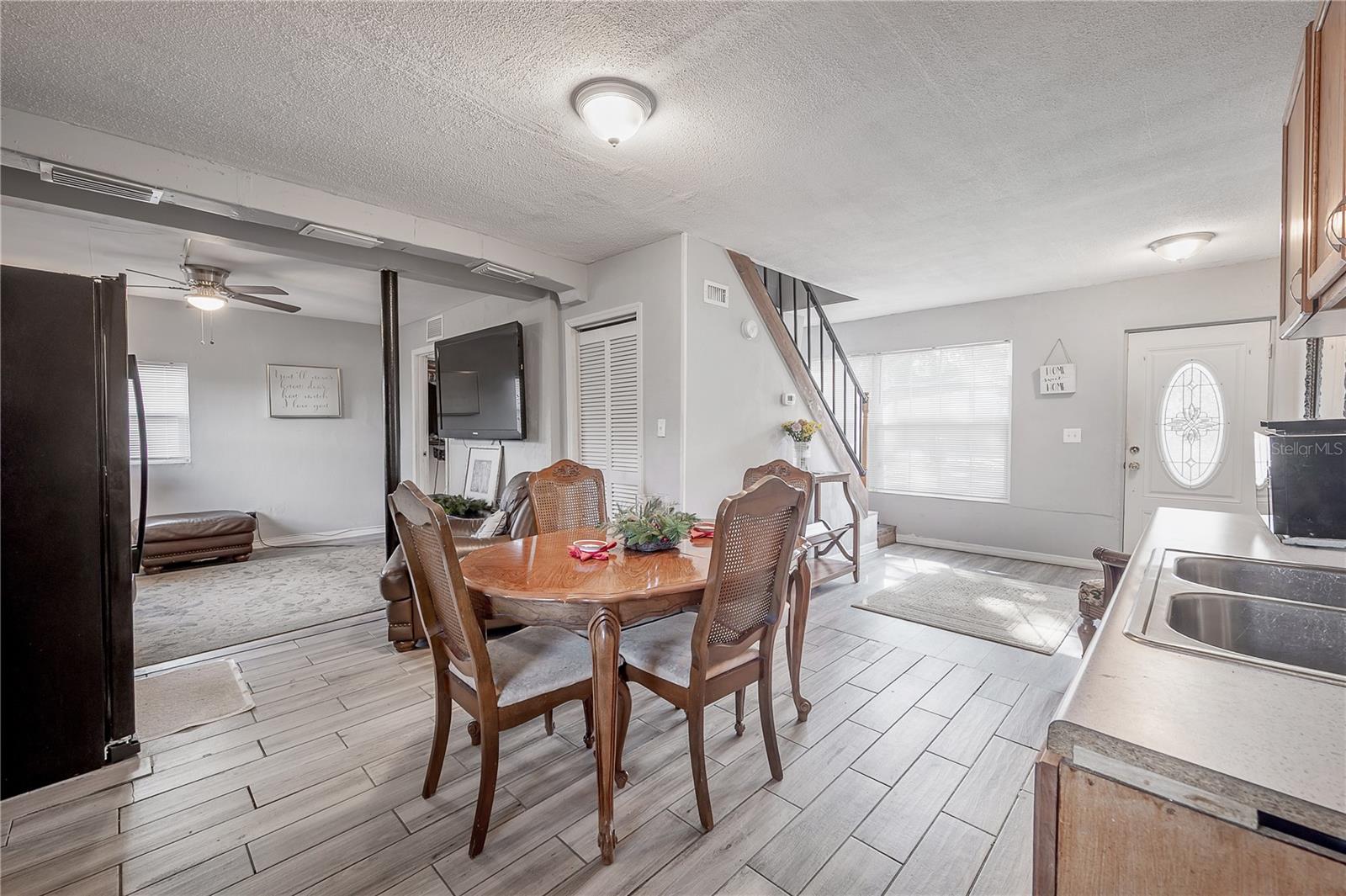 Image 13 of 33 For 1402 28th Avenue