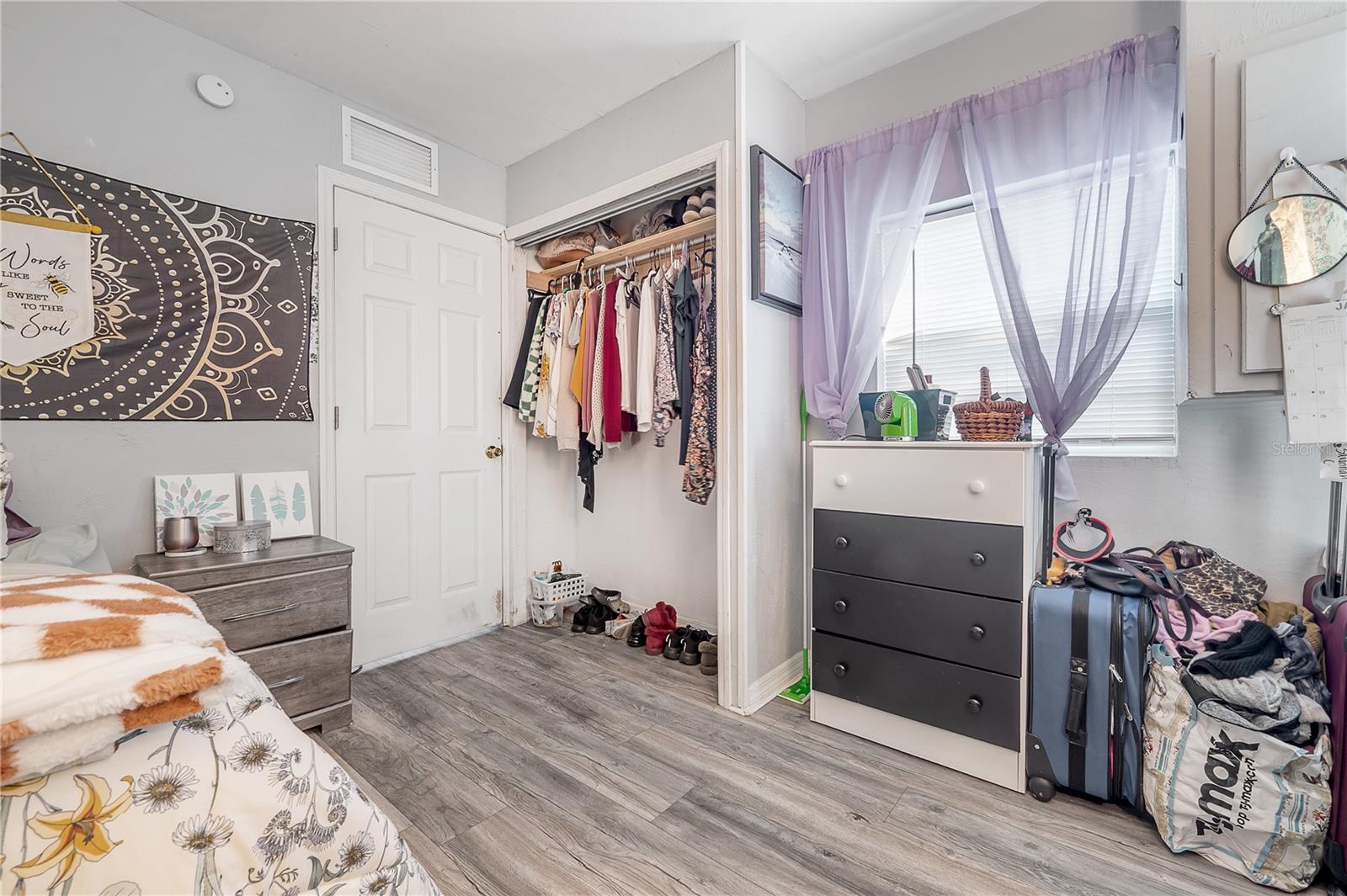 Image 29 of 33 For 1402 28th Avenue