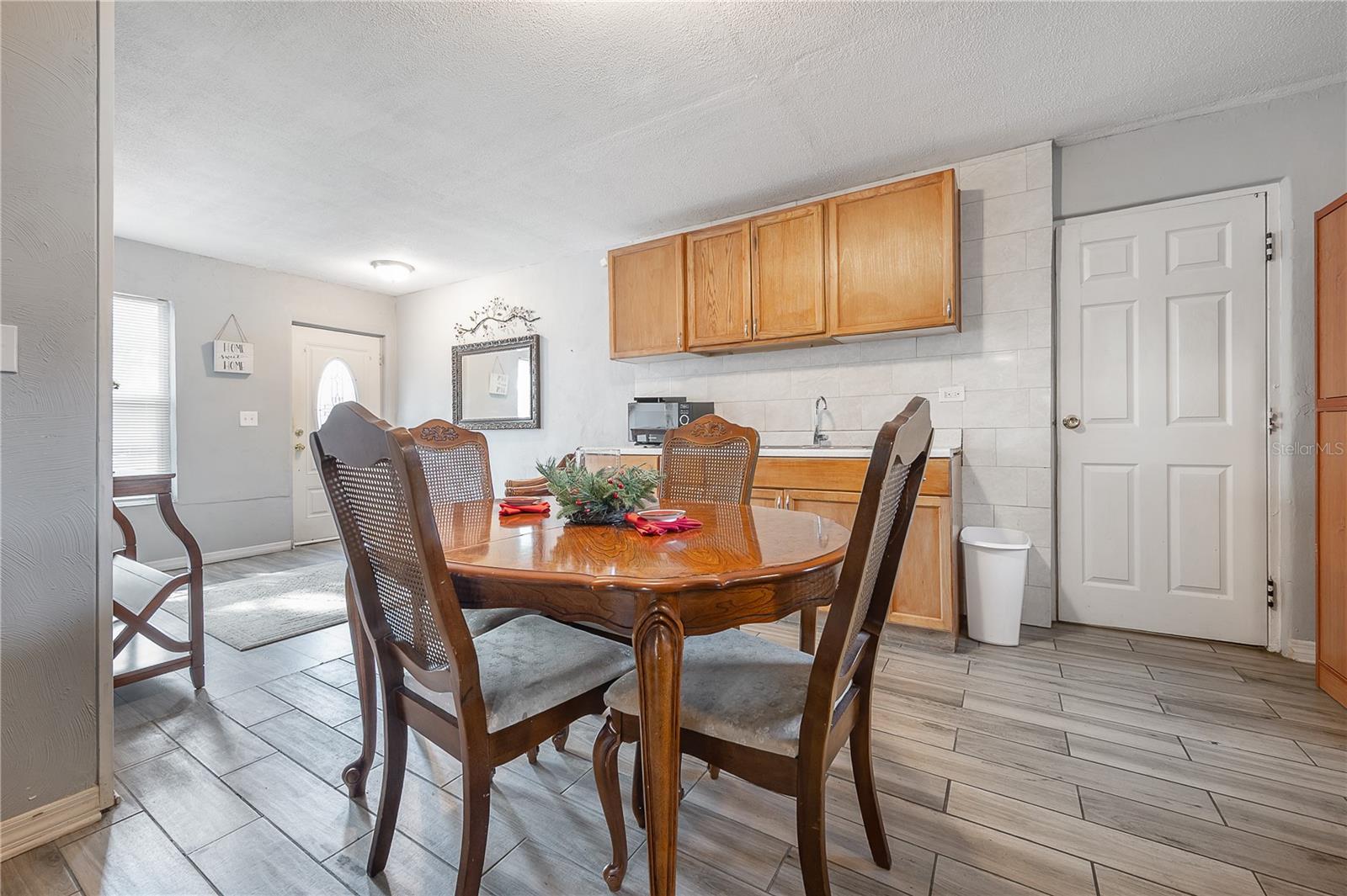 Image 9 of 33 For 1402 28th Avenue