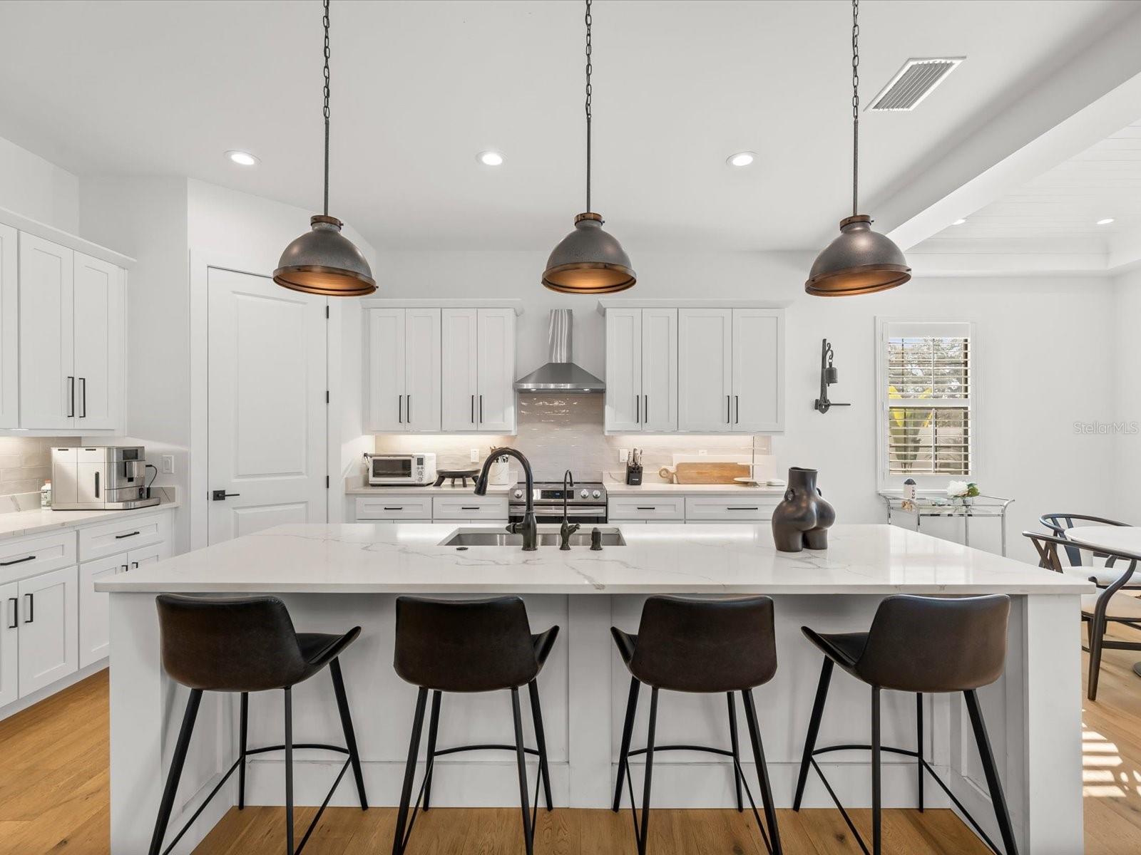 Image 12 of 71 For 3508 Euclid Avenue