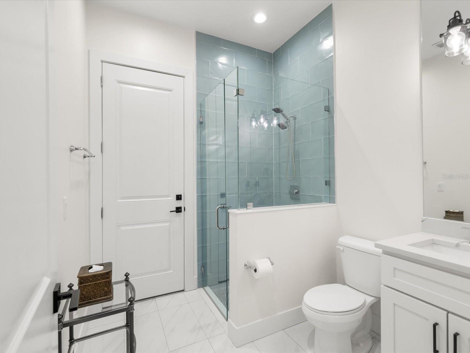 Image 19 of 71 For 3508 Euclid Avenue