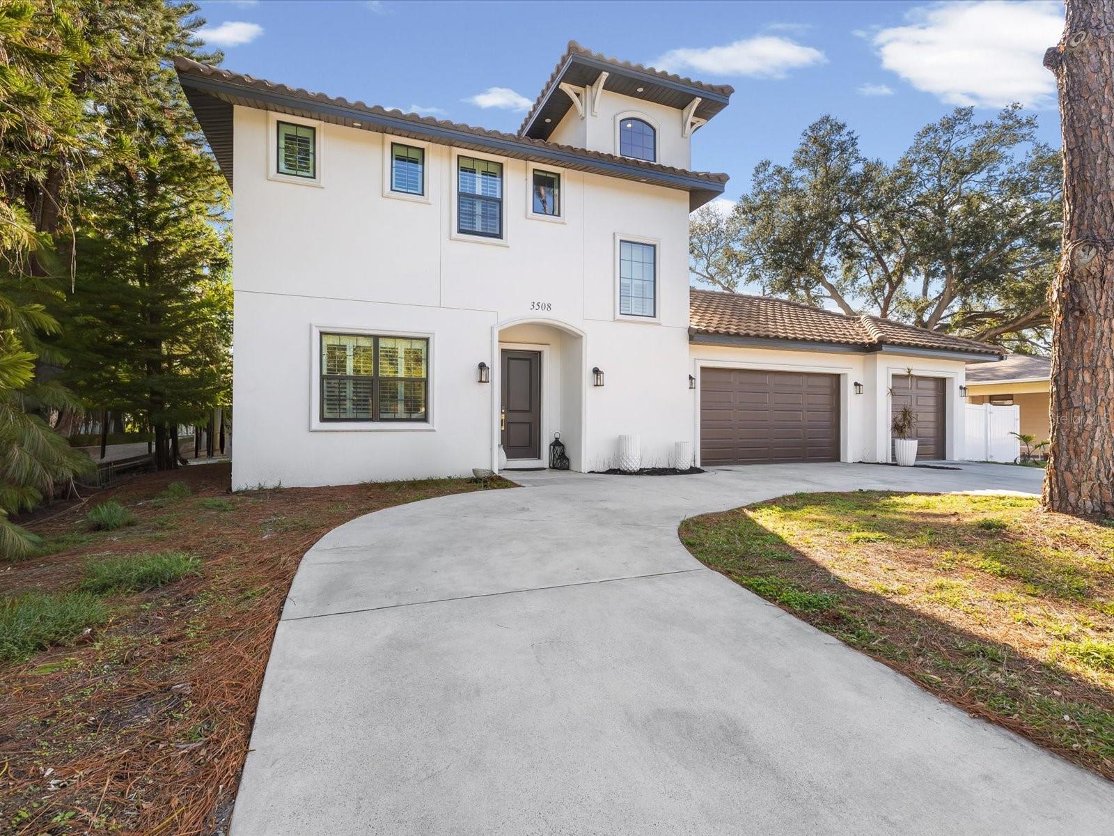 Image 2 of 71 For 3508 Euclid Avenue