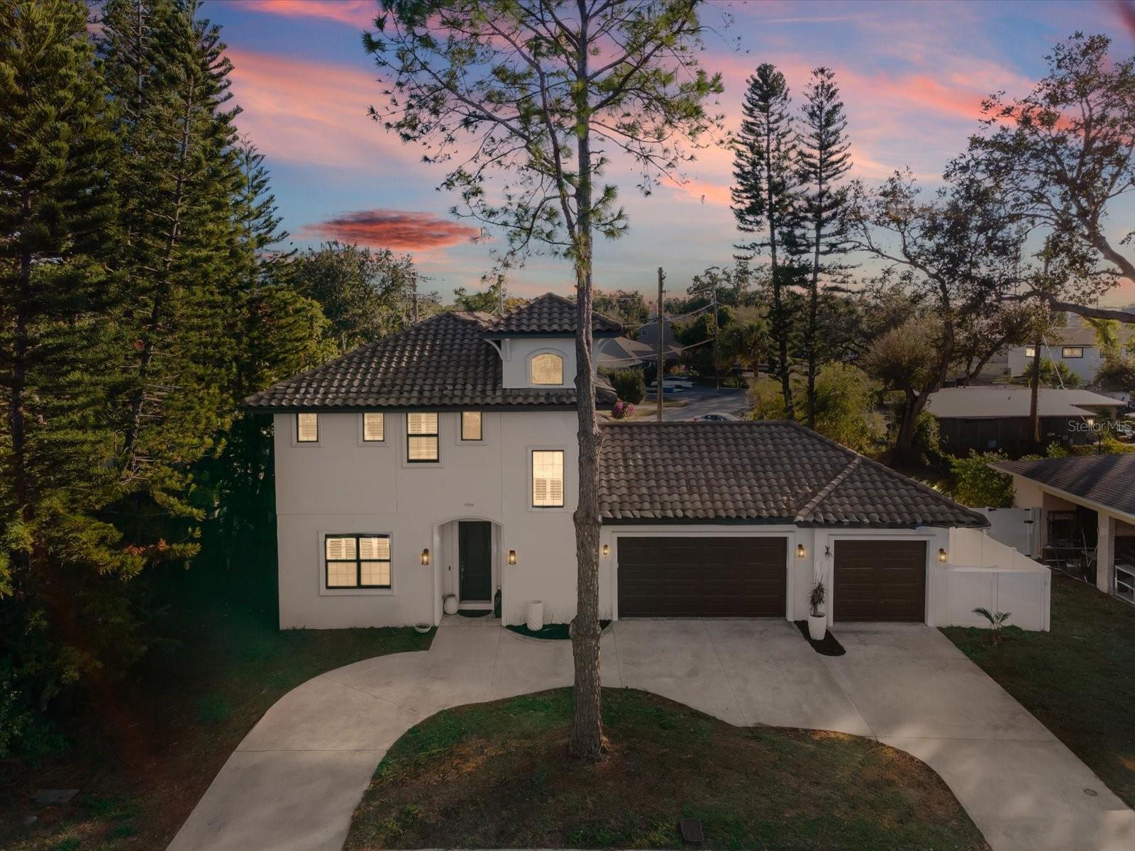 Image 4 of 71 For 3508 Euclid Avenue