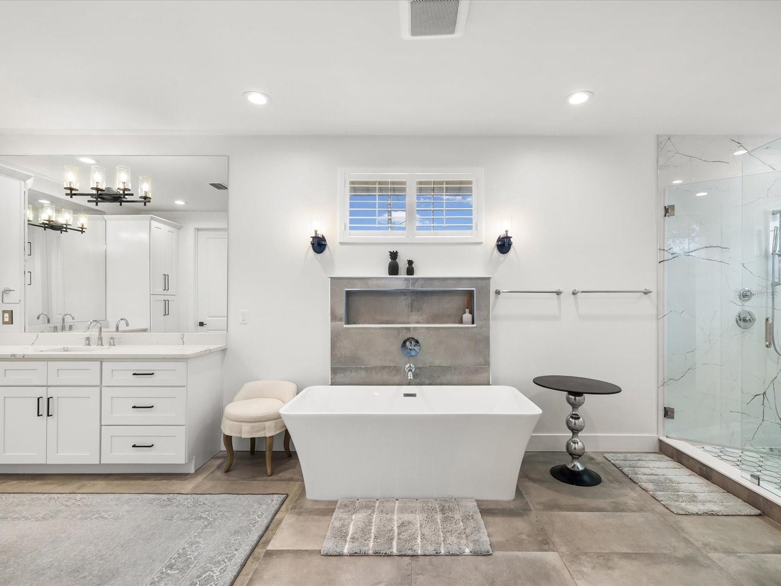 Image 42 of 71 For 3508 Euclid Avenue