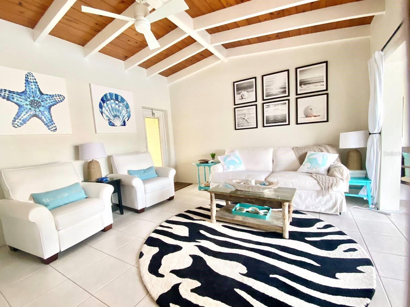 Image 5 of 21 For 6006 Midnight Pass Road 71