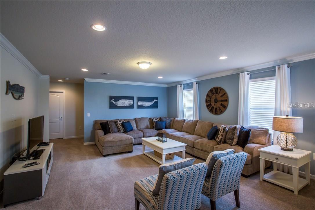 Image 10 of 26 For 8881 Rhodes Street