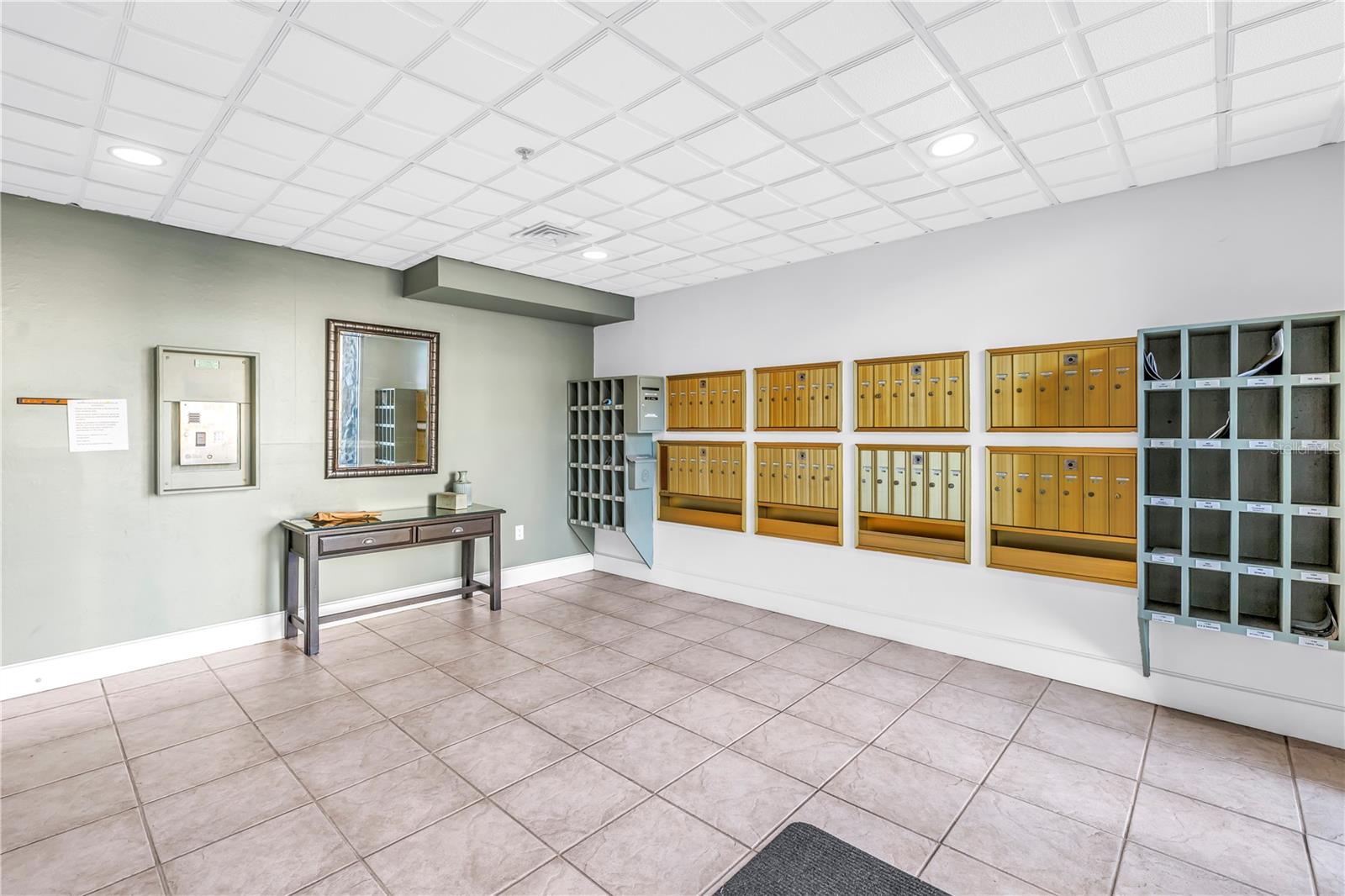 Image 27 of 29 For 1120 Shore Drive Ne 1103